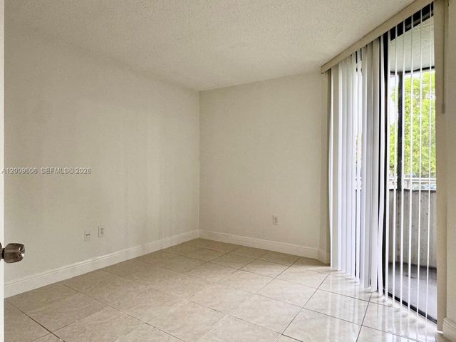 8255 SW 152nd Ave E-215, Miami, FL 33193