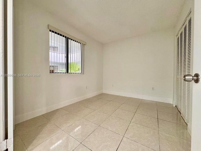 8255 SW 152nd Ave E-215, Miami, FL 33193