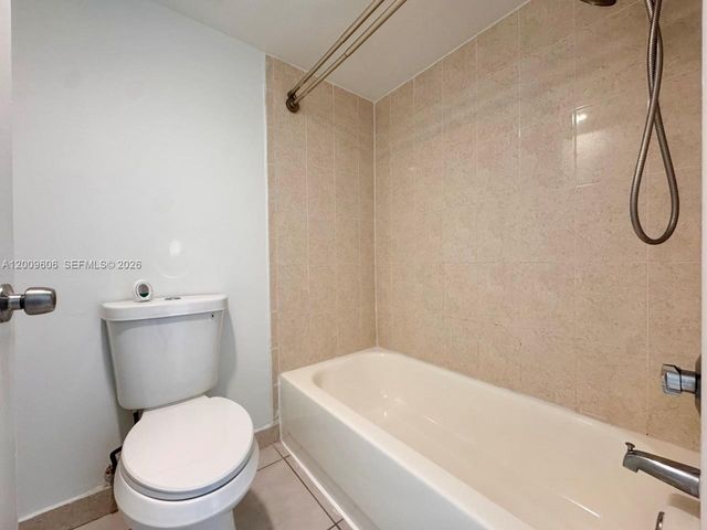 8255 SW 152nd Ave E-215, Miami, FL 33193