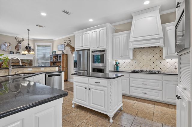 1420 Oaklawn Lane, Aledo, TX 76008