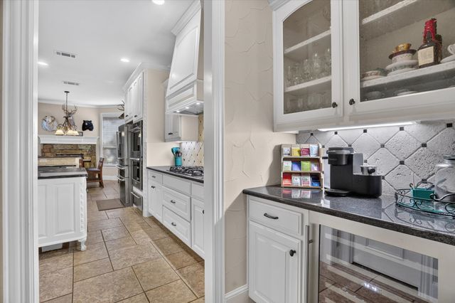 1420 Oaklawn Lane, Aledo, TX 76008