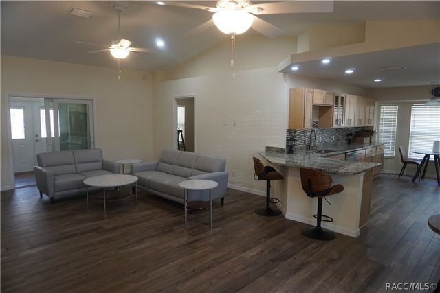 1933 W Union Street, Hernando, FL 34442