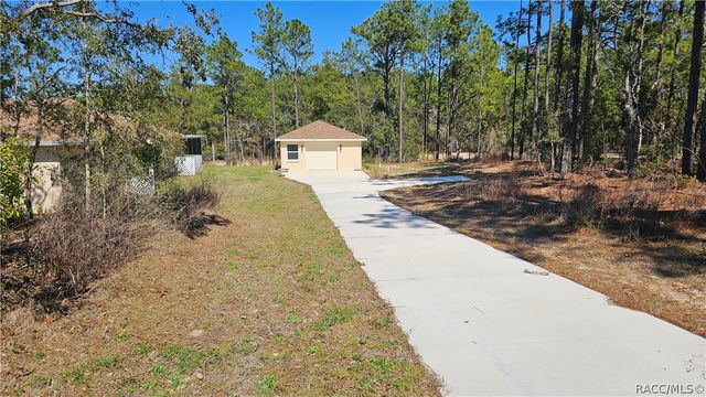 1933 W Union Street, Hernando, FL 34442