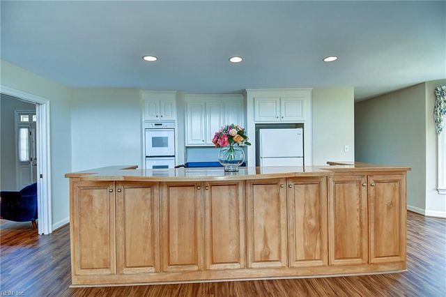 2871 Lilley Cove DR, Chesapeake, VA 23321
