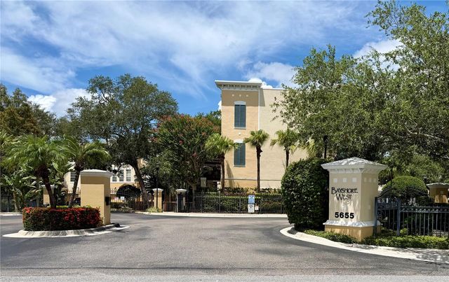 3146 BAYSHORE OAKS DRIVE, Tampa, FL 33611