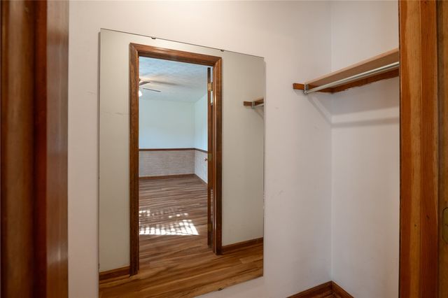 1556 N Regency Drive, Xenia, OH 45385