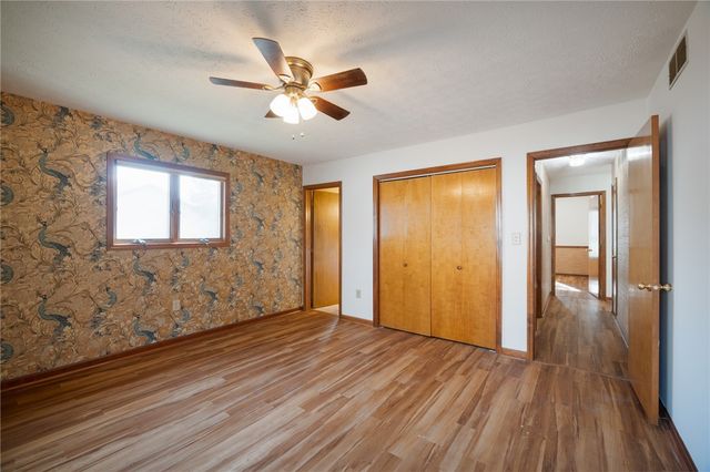 1556 N Regency Drive, Xenia, OH 45385