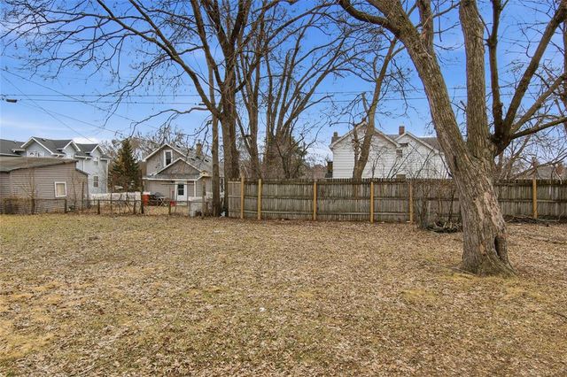 817 E Grand Avenue, Eau Claire, WI 54701