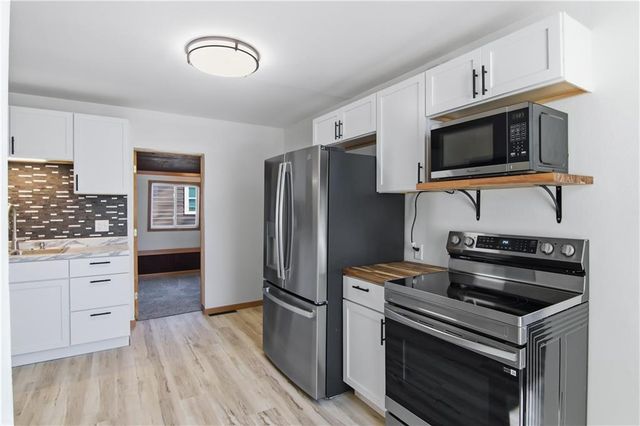 817 E Grand Avenue, Eau Claire, WI 54701