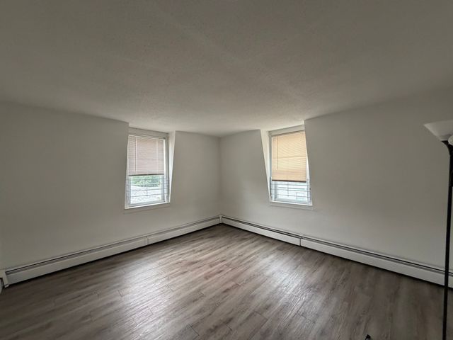 4 Park 3, Haverhill, MA 01830