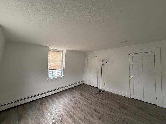 4 Park 3, Haverhill, MA 01830