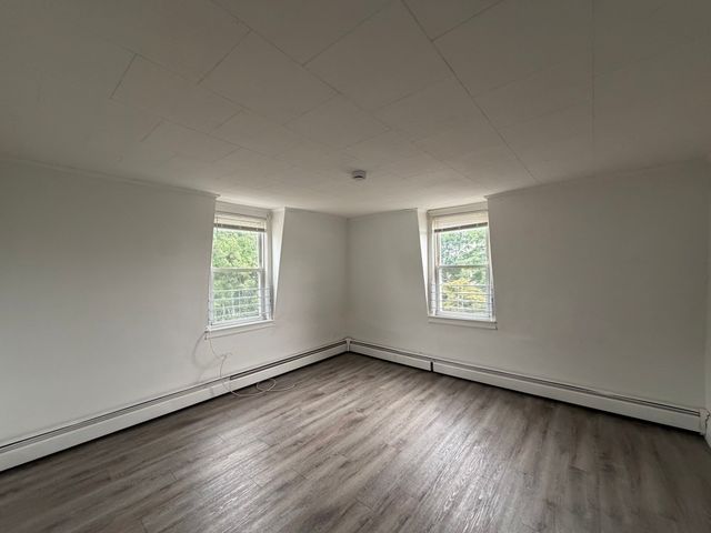 4 Park 3, Haverhill, MA 01830