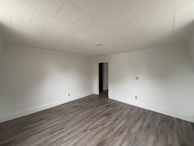 4 Park 3, Haverhill, MA 01830