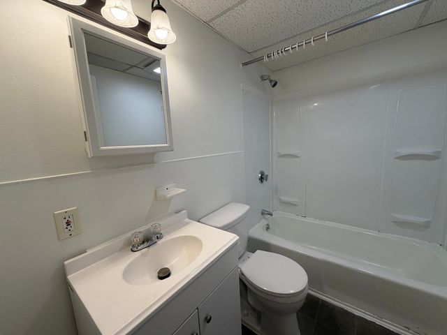 4 Park 3, Haverhill, MA 01830