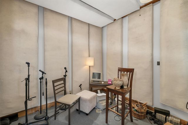 11 White Plains Road, Webster, NH 03303