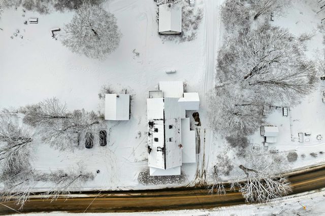 11 White Plains Road, Webster, NH 03303