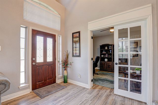 5704 Kelly Court, Haltom City, TX 76137