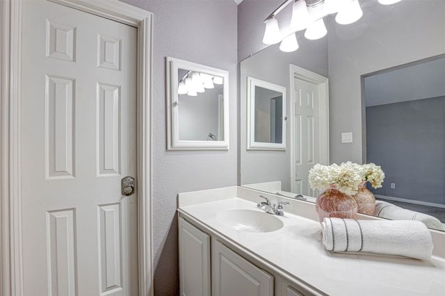 5704 Kelly Court, Haltom City, TX 76137