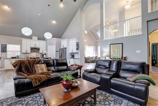 5704 Kelly Court, Haltom City, TX 76137