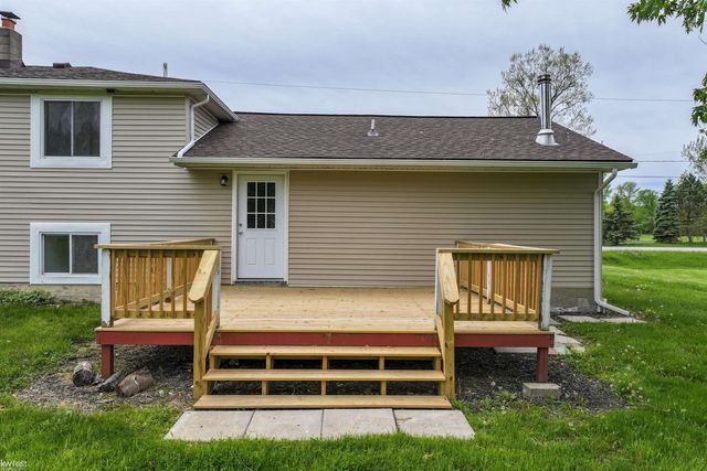 7447 E Bristol Road, Davison, MI 48423