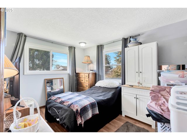 2828 Se 45TH Ct, Hillsboro, OR 97123