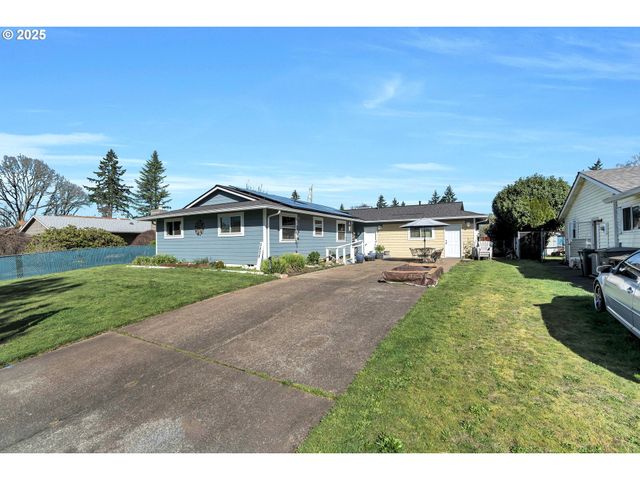 2828 Se 45TH Ct, Hillsboro, OR 97123
