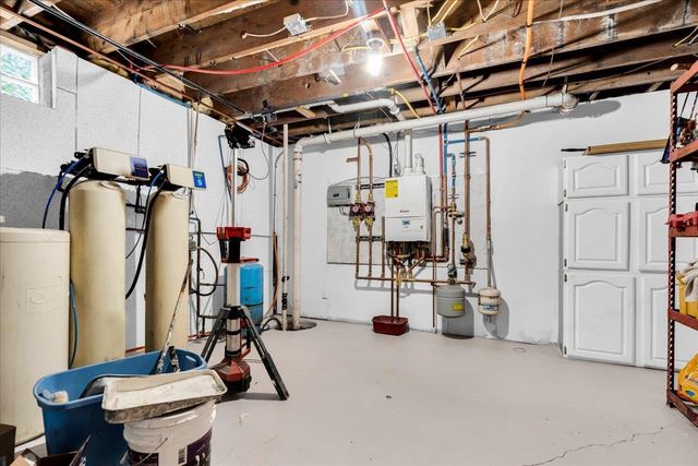 9505 Joel Road, Holly, MI 48442