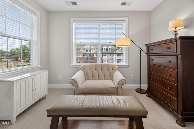 10411 Rosegate Court 301, Raleigh, NC 27617