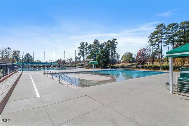 10411 Rosegate Court 301, Raleigh, NC 27617