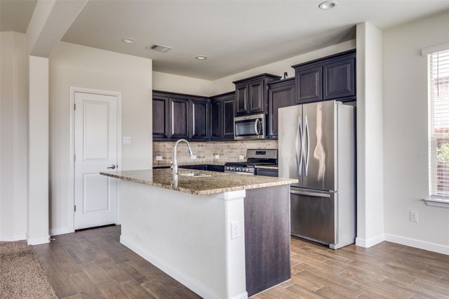 9036 Sycamore Leaf Drive, Fort Worth, TX 76179