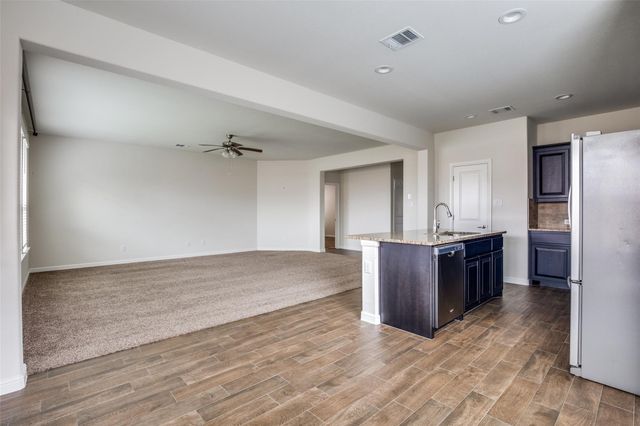 9036 Sycamore Leaf Drive, Fort Worth, TX 76179