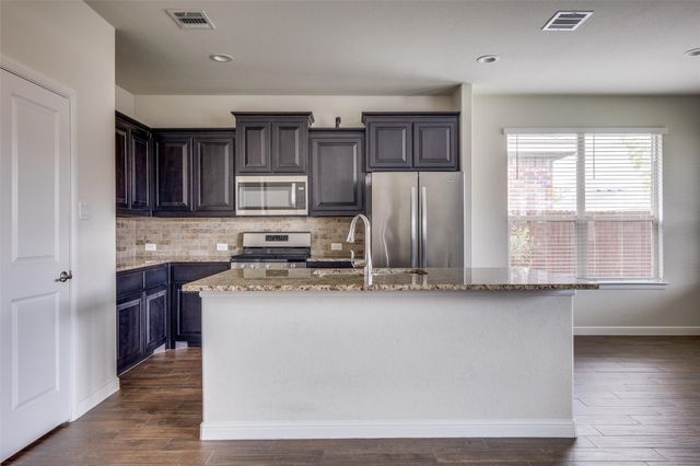9036 Sycamore Leaf Drive, Fort Worth, TX 76179