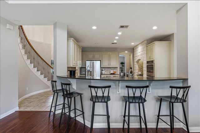 6817 Blissfield DR, Austin, TX 78739