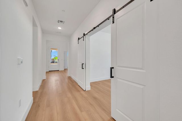 2606 Barrique Dr, Lodi, CA 95240