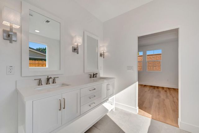 2606 Barrique Dr, Lodi, CA 95240