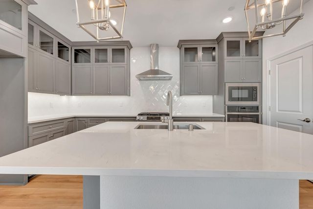 2606 Barrique Dr, Lodi, CA 95240