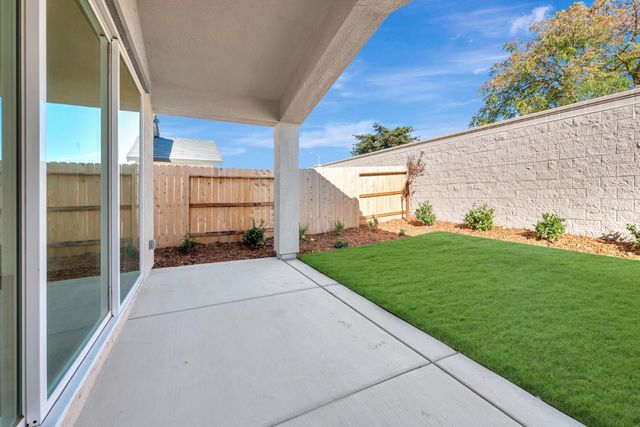 2606 Barrique Dr, Lodi, CA 95240