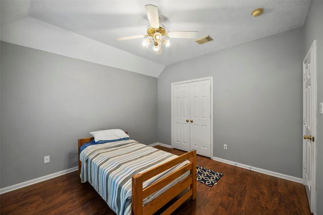 11910 Susie Court, Pinehurst, TX 77362