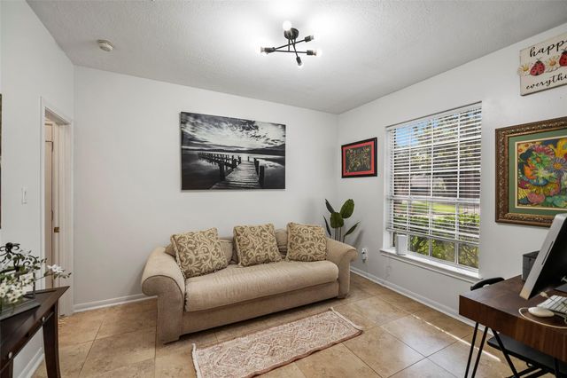 11910 Susie Court, Pinehurst, TX 77362