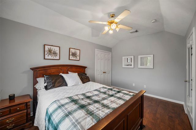 11910 Susie Court, Pinehurst, TX 77362