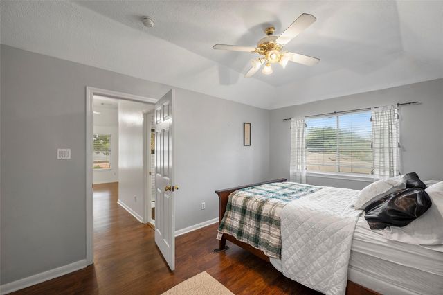 11910 Susie Court, Pinehurst, TX 77362
