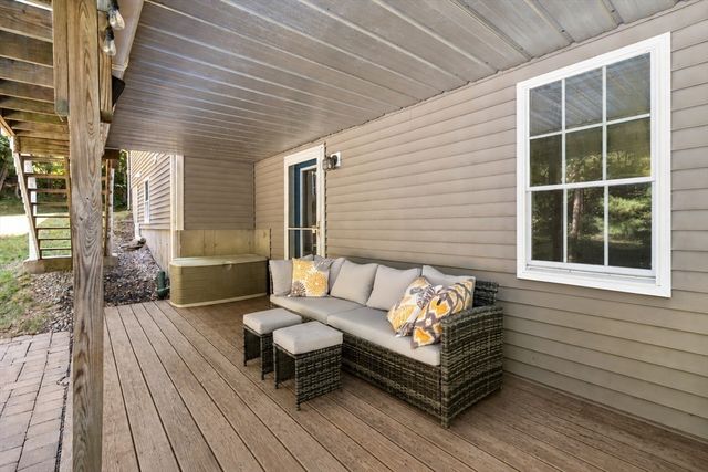 75 Connor Pass, Uxbridge, MA 01569