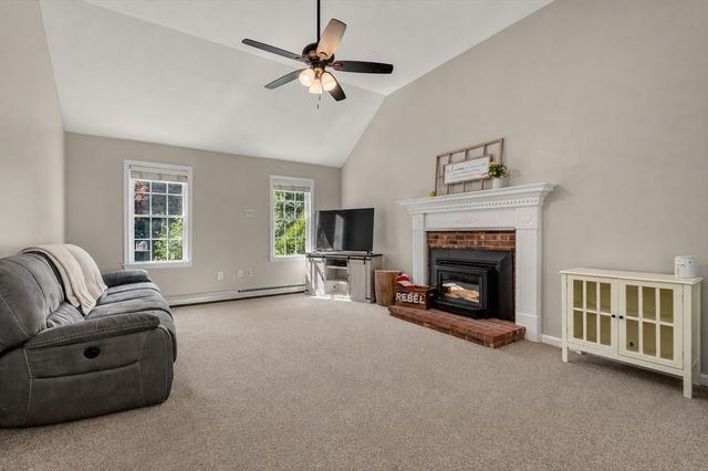 75 Connor Pass, Uxbridge, MA 01569