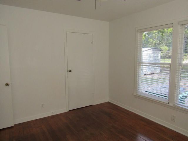 10620A Deer Canyon RD A, Jonestown, TX 78645
