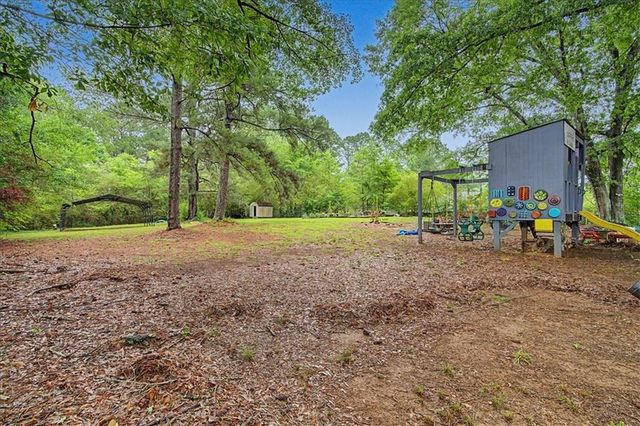 9 Lakemoore Drive NE, Rome, GA 30161