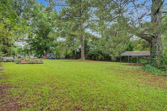 9 Lakemoore Drive NE, Rome, GA 30161