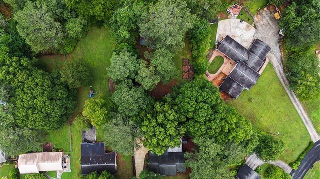 9 Lakemoore Drive NE, Rome, GA 30161