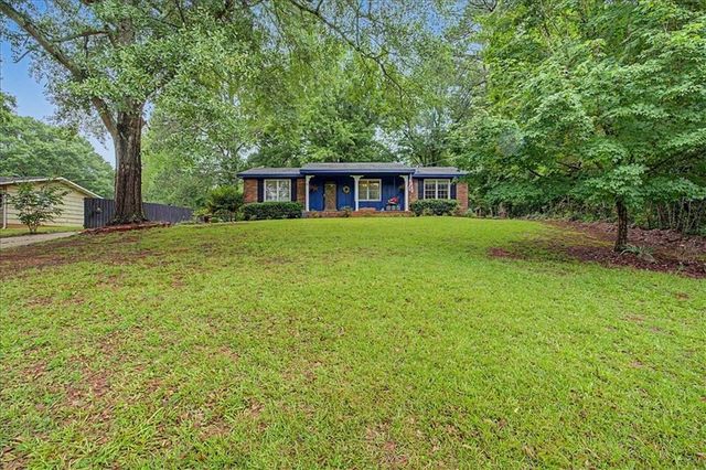 9 Lakemoore Drive NE, Rome, GA 30161
