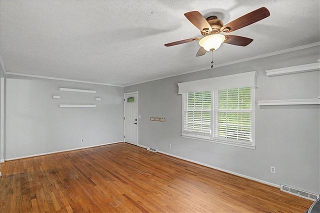 9 Lakemoore Drive NE, Rome, GA 30161