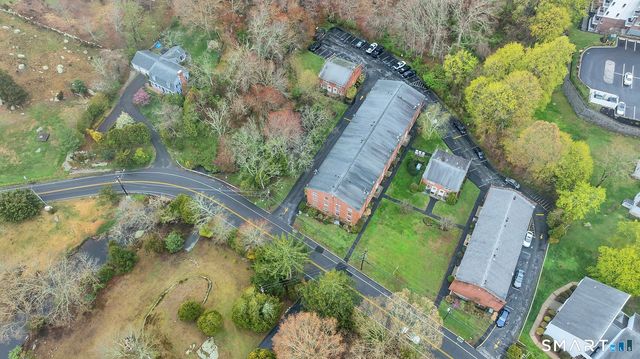 111 Niles Hill Road E, New London, CT 06320